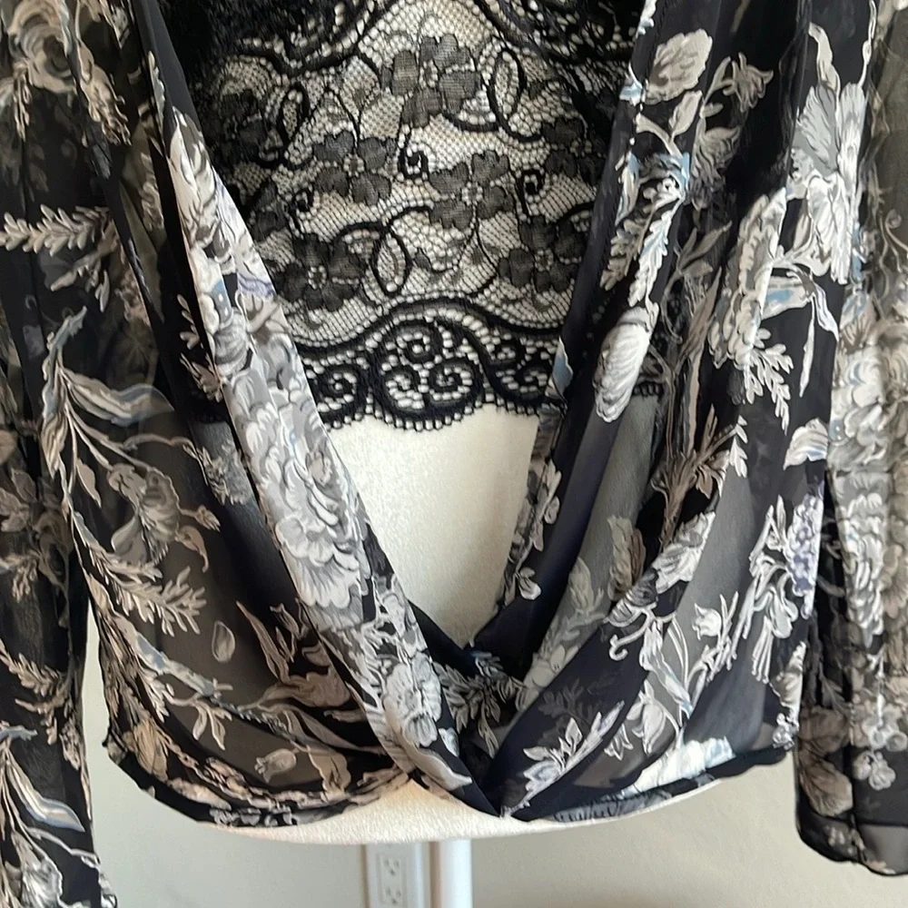 Floral Lace Women Long Sleeve Top Size L - Picture 3 of 5